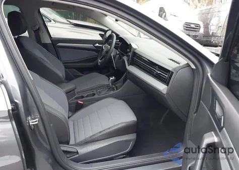 2025 Volkswagen Jetta 1.5T Se from USA, damaged, VIN 3VWEX7BU2SM088380